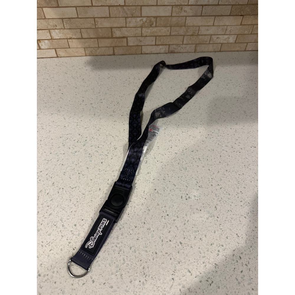 Disney World Resort Black Lanyard Badge Holder Key Ring Souvenir